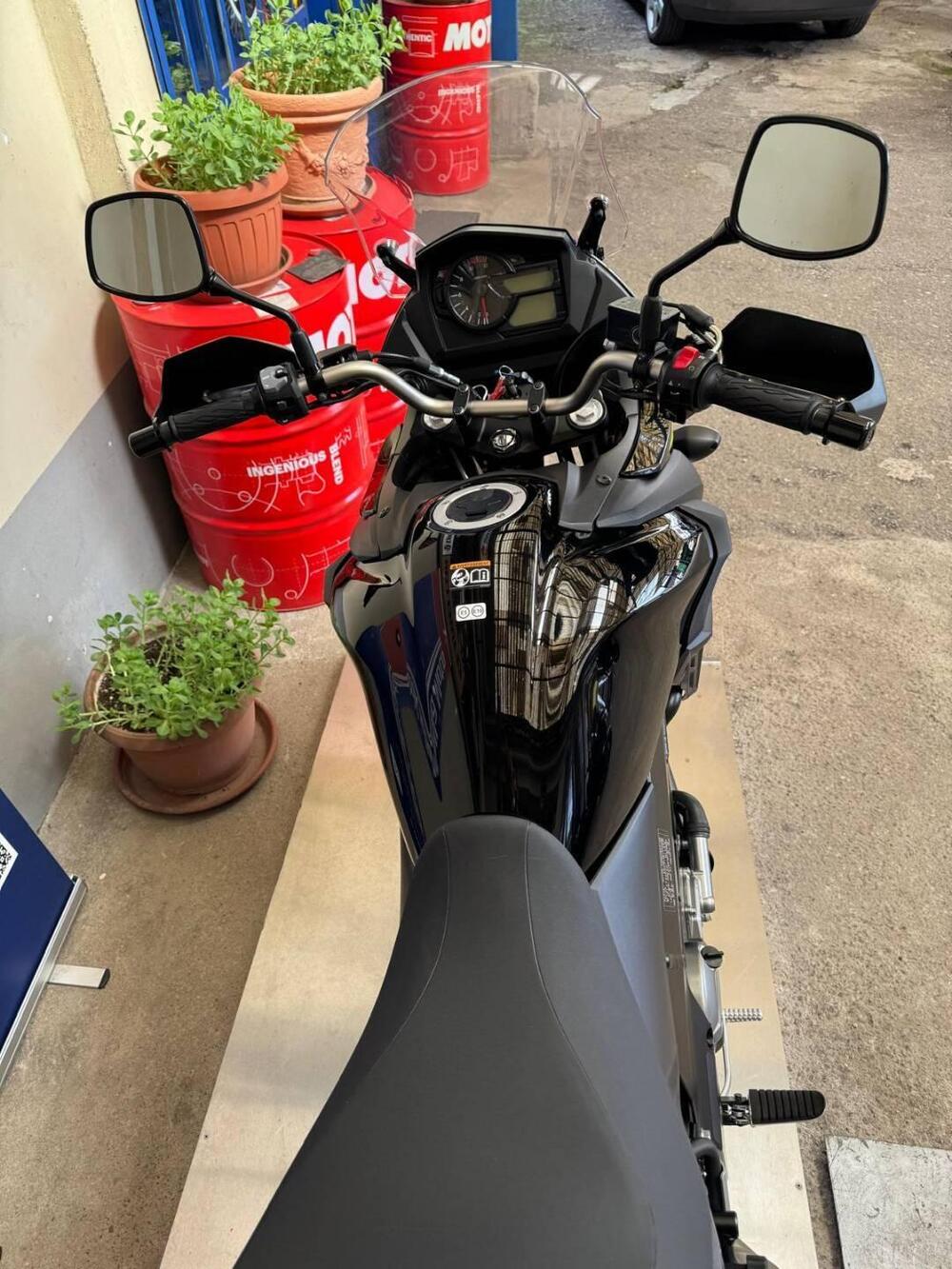Suzuki V-Strom 650 (2021 - 25) (7)