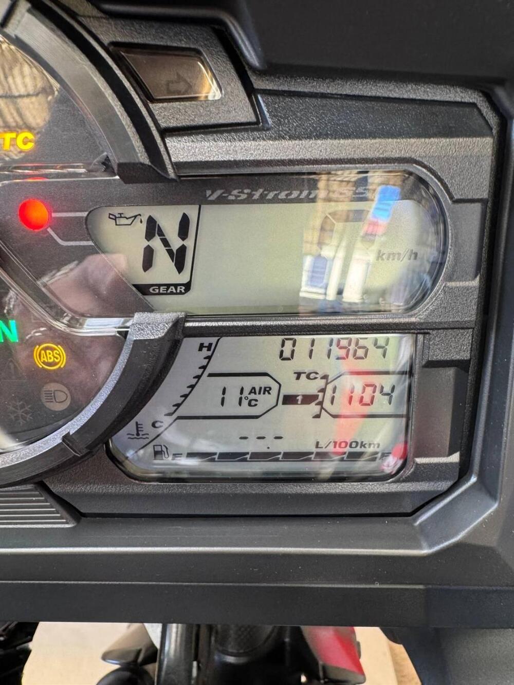 Suzuki V-Strom 650 (2021 - 25) (15)