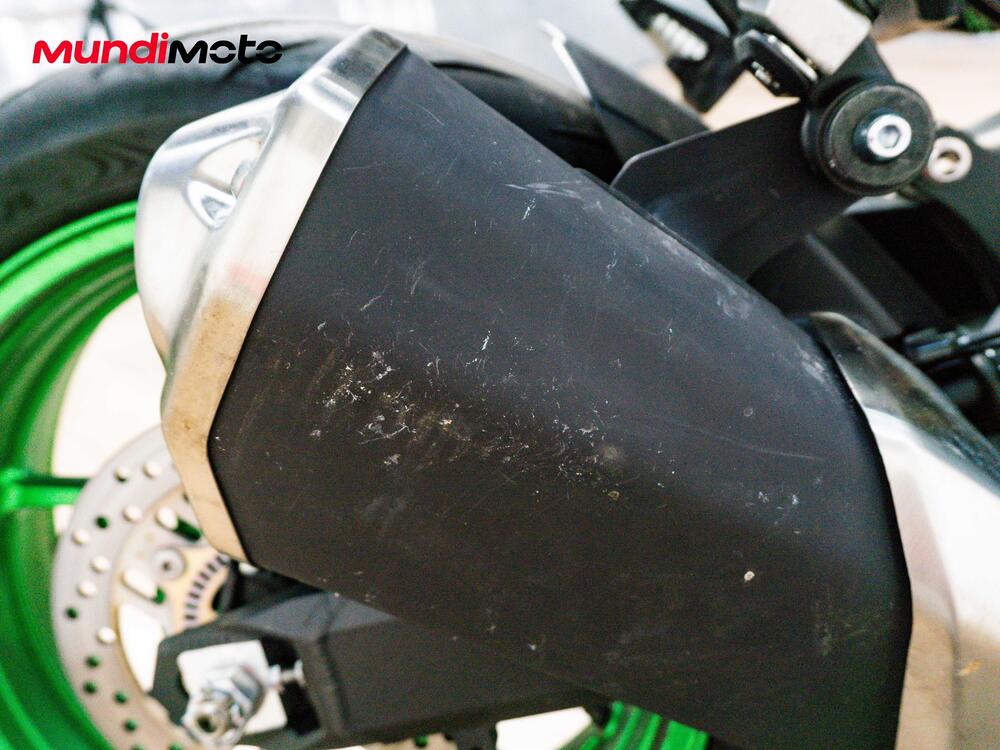 Kawasaki Z 900 SE (2025 - 26) (13)