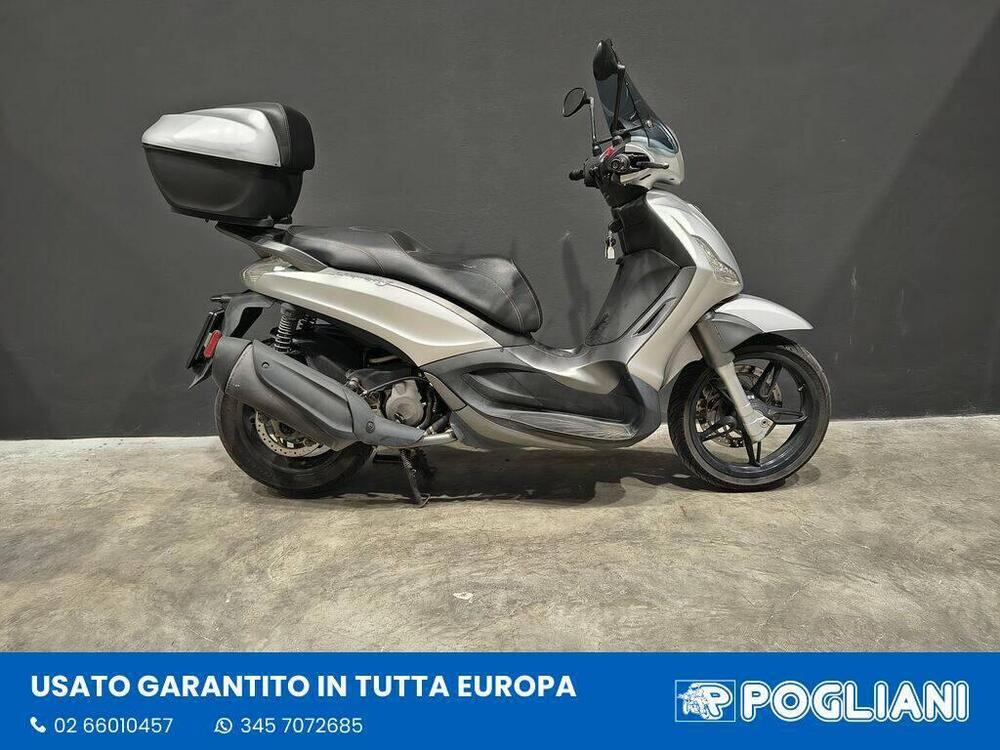 Piaggio Beverly 350 SportTouring ie ABS (2011 - 17)