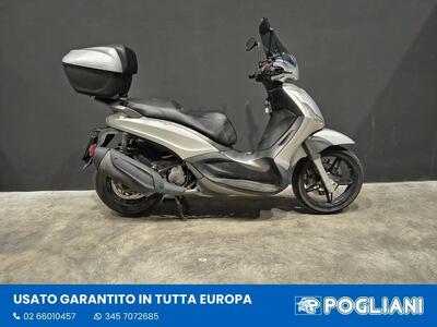 Piaggio Beverly 350 SportTouring ie ABS (2011 - 17) usata