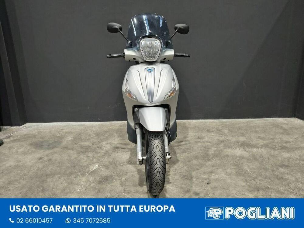 Piaggio Beverly 350 SportTouring ie ABS (2011 - 17) (3)