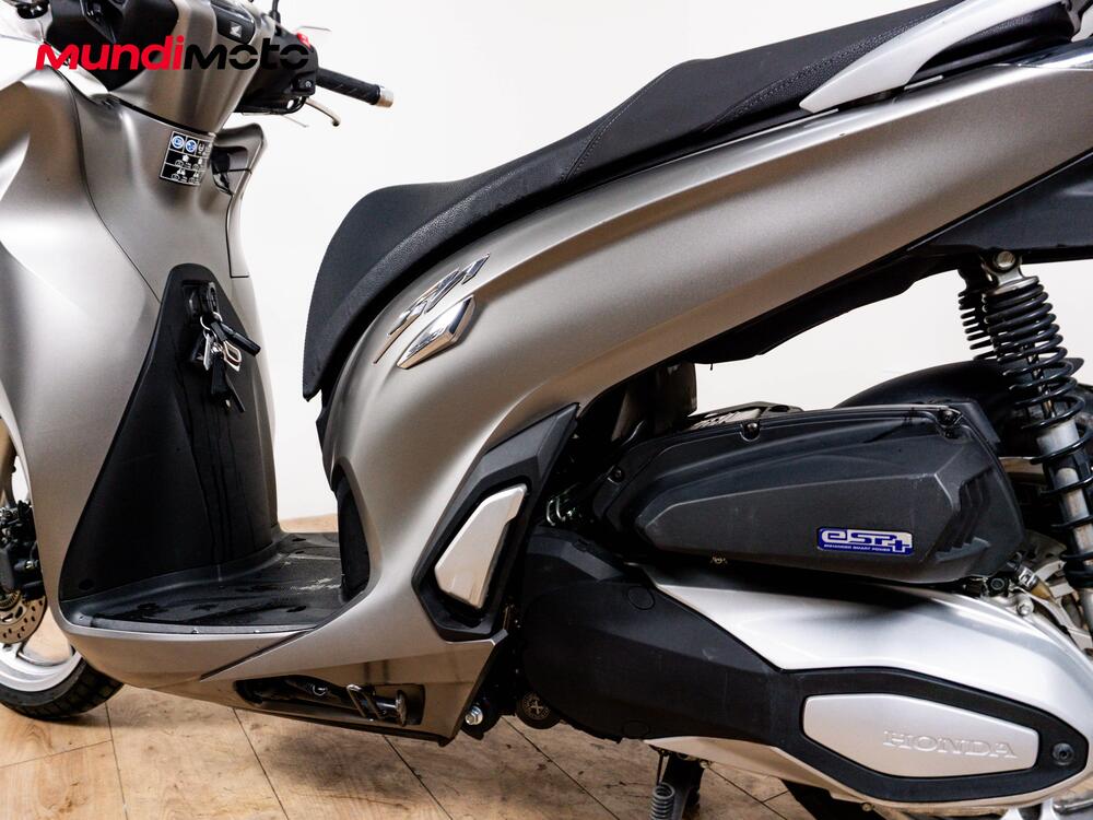 Honda SH 350i Sport (2025 - 26) (10)