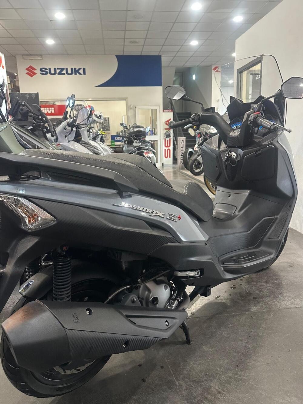 Sym Joymax 300 Z+ (2021 - 24) (11)