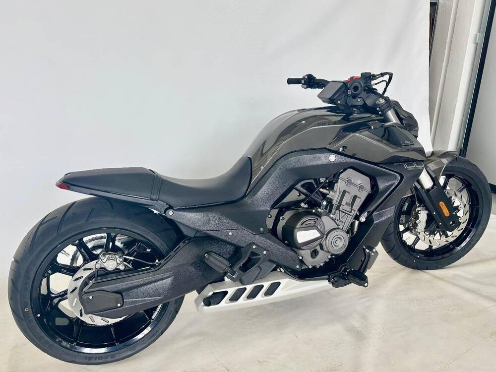 Benda Motorcycles LFC 700 (2024 - 26) (5)