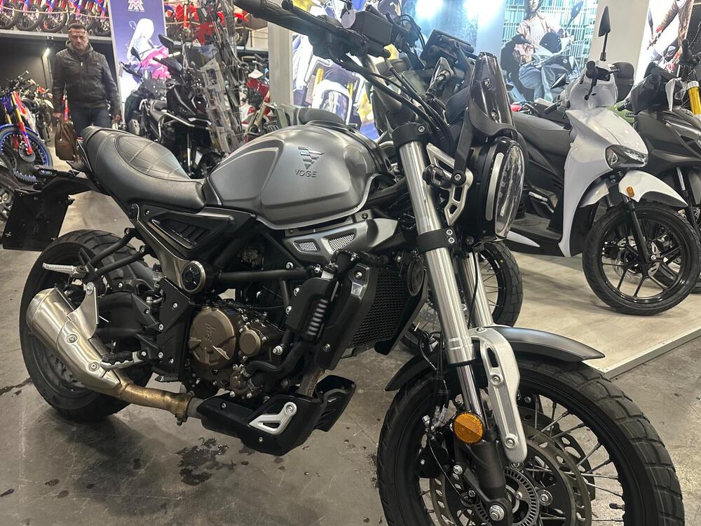 Voge Trofeo 350AC (2022 - 26) (3)