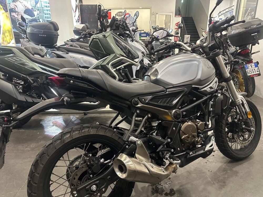 Voge Trofeo 350AC (2022 - 26) (4)