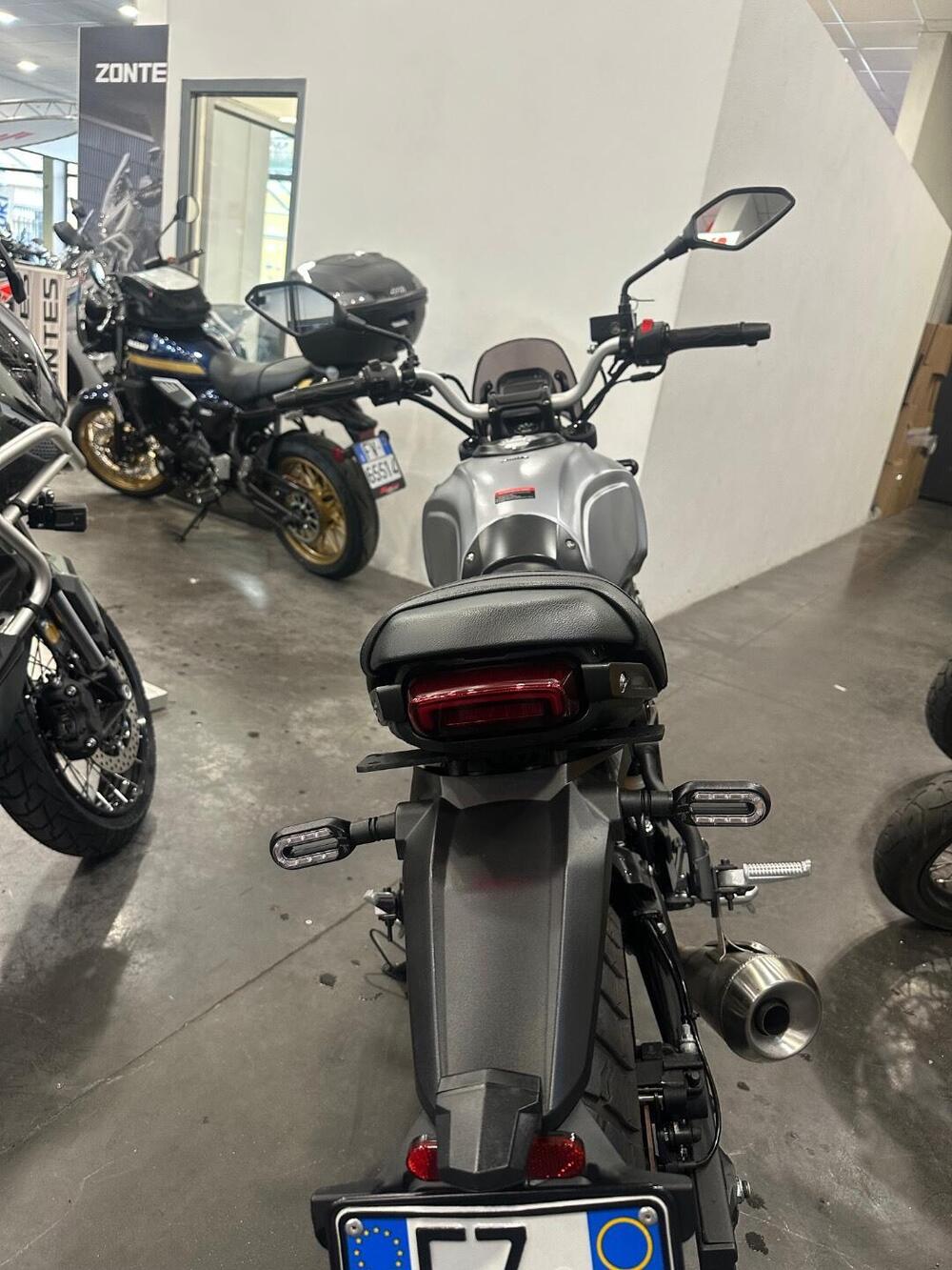 Voge Trofeo 350AC (2022 - 26) (5)