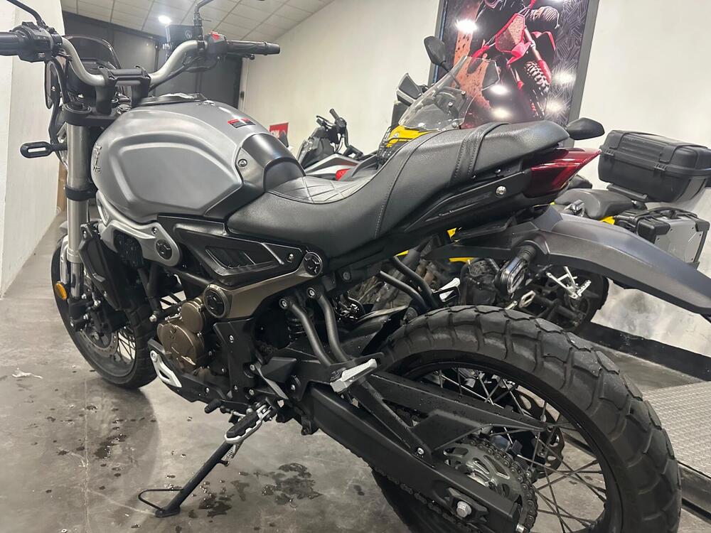 Voge Trofeo 350AC (2022 - 26) (8)