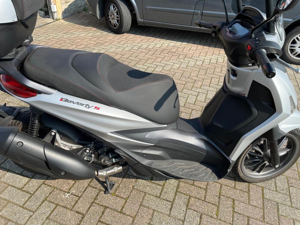 Piaggio Beverly 300 S ABS-ASR (2021 - 25) (13)