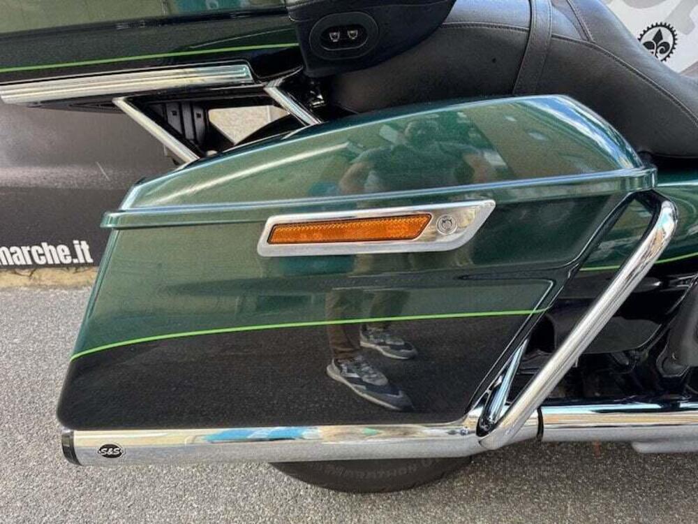 Harley-Davidson 1690 Electra Glide Ultra Limited Low (2014 - 16) - FLHTKL (3)