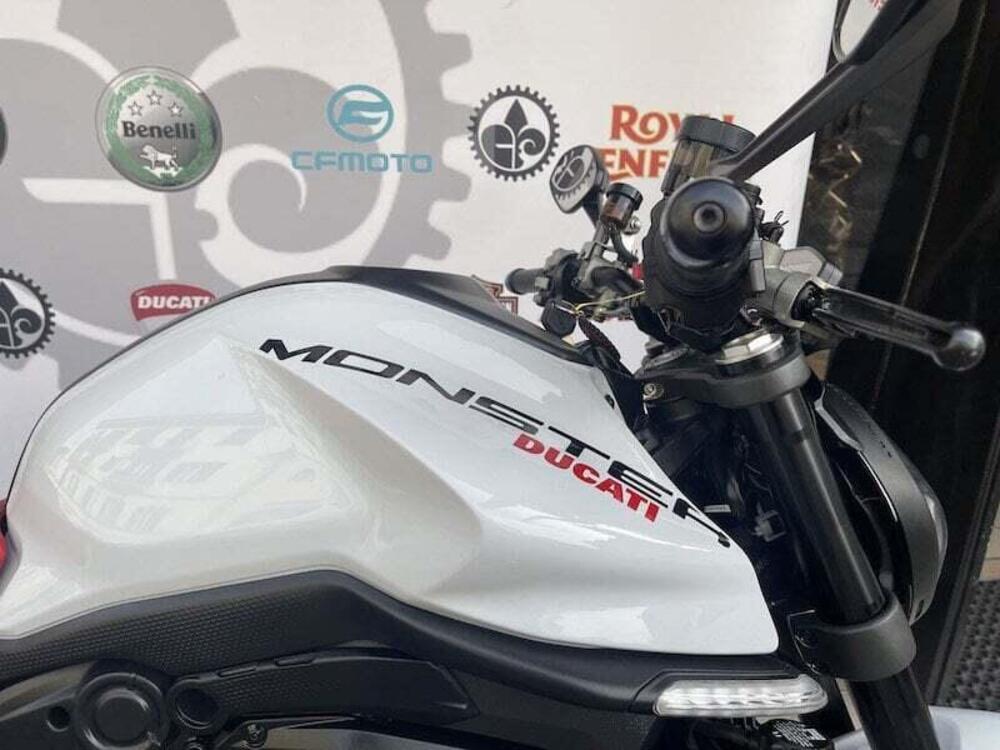 Ducati Monster 937 (2021 - 25) (13)