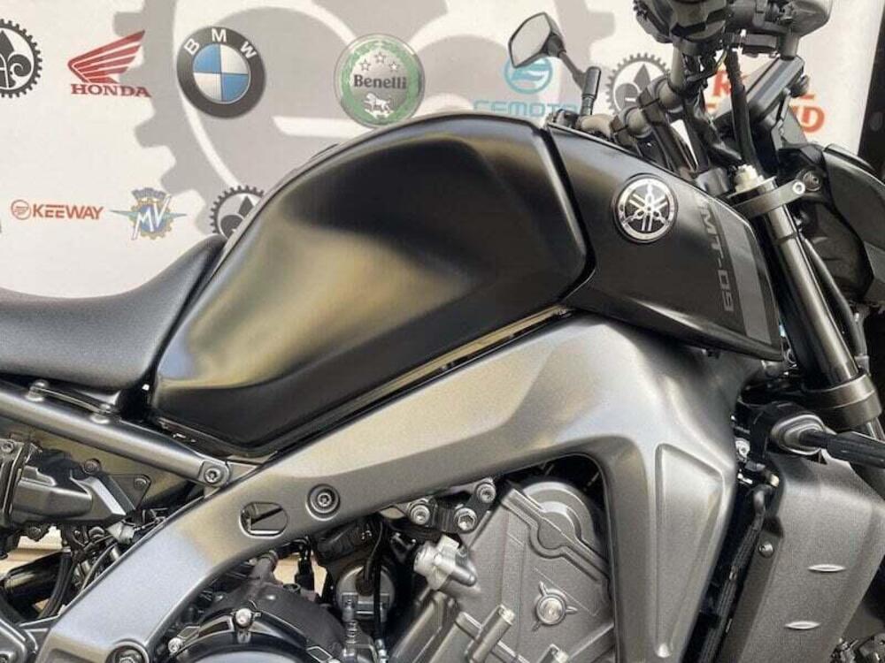Yamaha MT-09 (2021 - 23) (8)