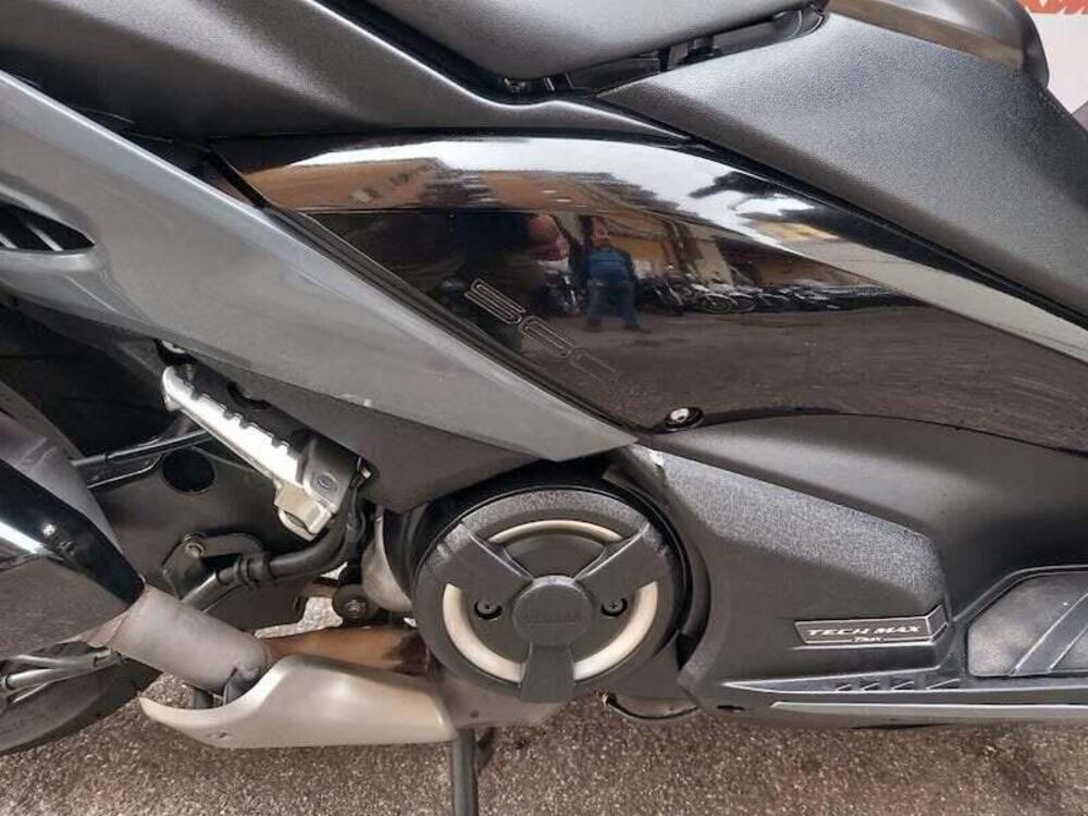 Yamaha T-Max 560 Tech Max (2021) (4)