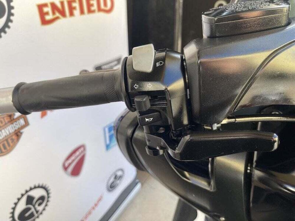 Yamaha T-Max 500 (2008 - 12) (16)