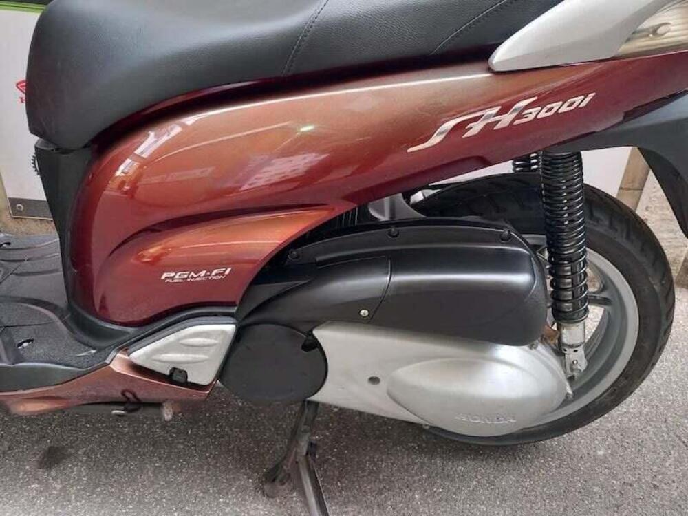 Honda SH 300 i (2006 - 10) (16)