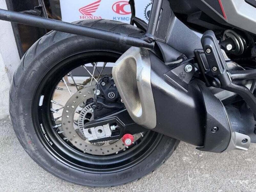 Moto Morini X-Cape 650 (2021 - 26) (2)