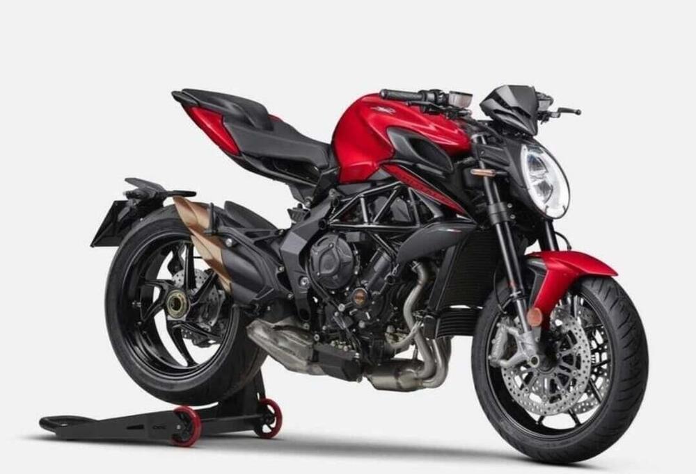 MV Agusta Brutale 800 R (2023 - 25) (2)