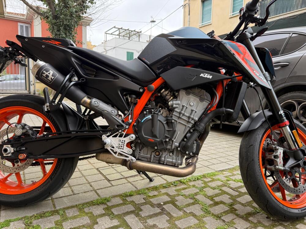 KTM 890 Duke R (2022 - 23) (4)