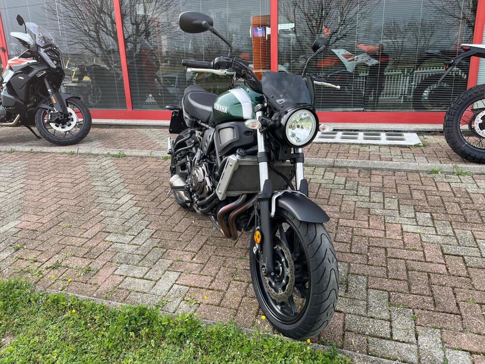Yamaha XSR 700 ABS (2016 - 20) (4)