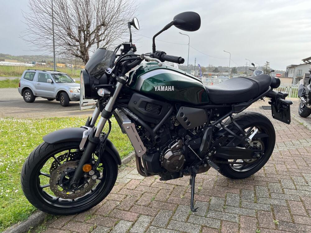 Yamaha XSR 700 ABS (2016 - 20) (7)