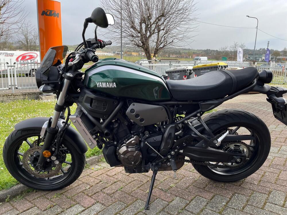 Yamaha XSR 700 ABS (2016 - 20) (8)
