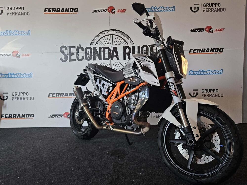 KTM 690 Duke R (2010 - 15) (2)
