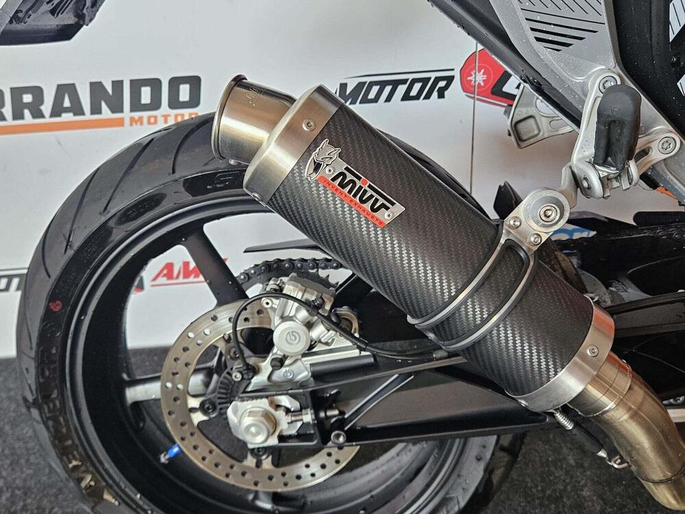 KTM 690 Duke R (2010 - 15) (6)