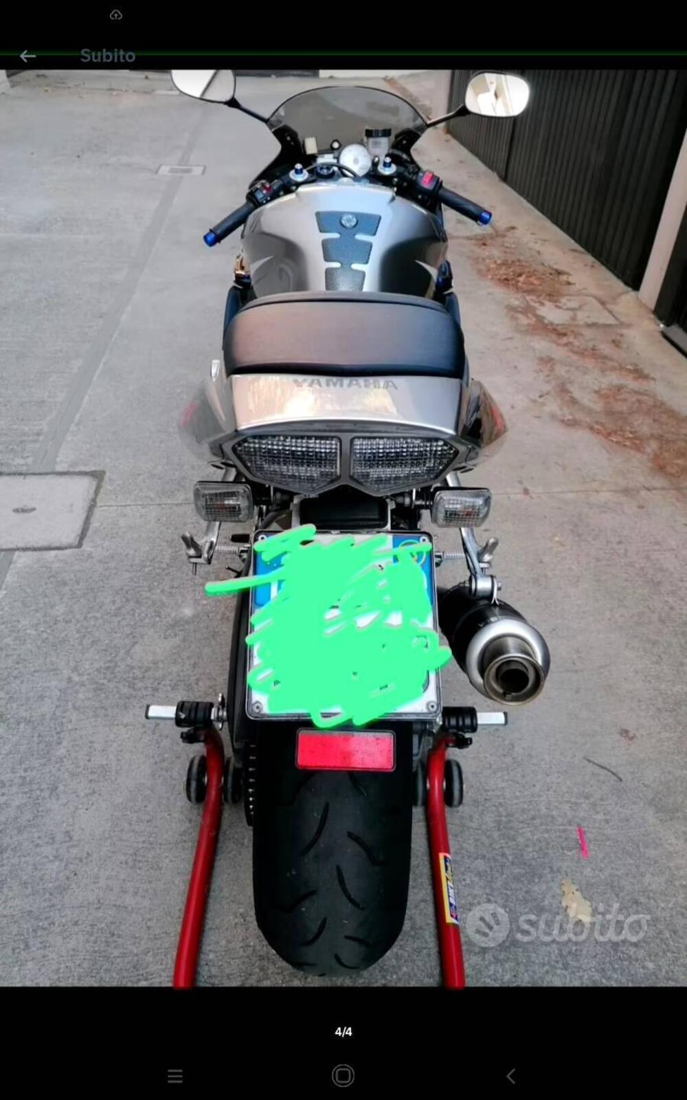 Yamaha YZF R6 (2003 - 04) (4)