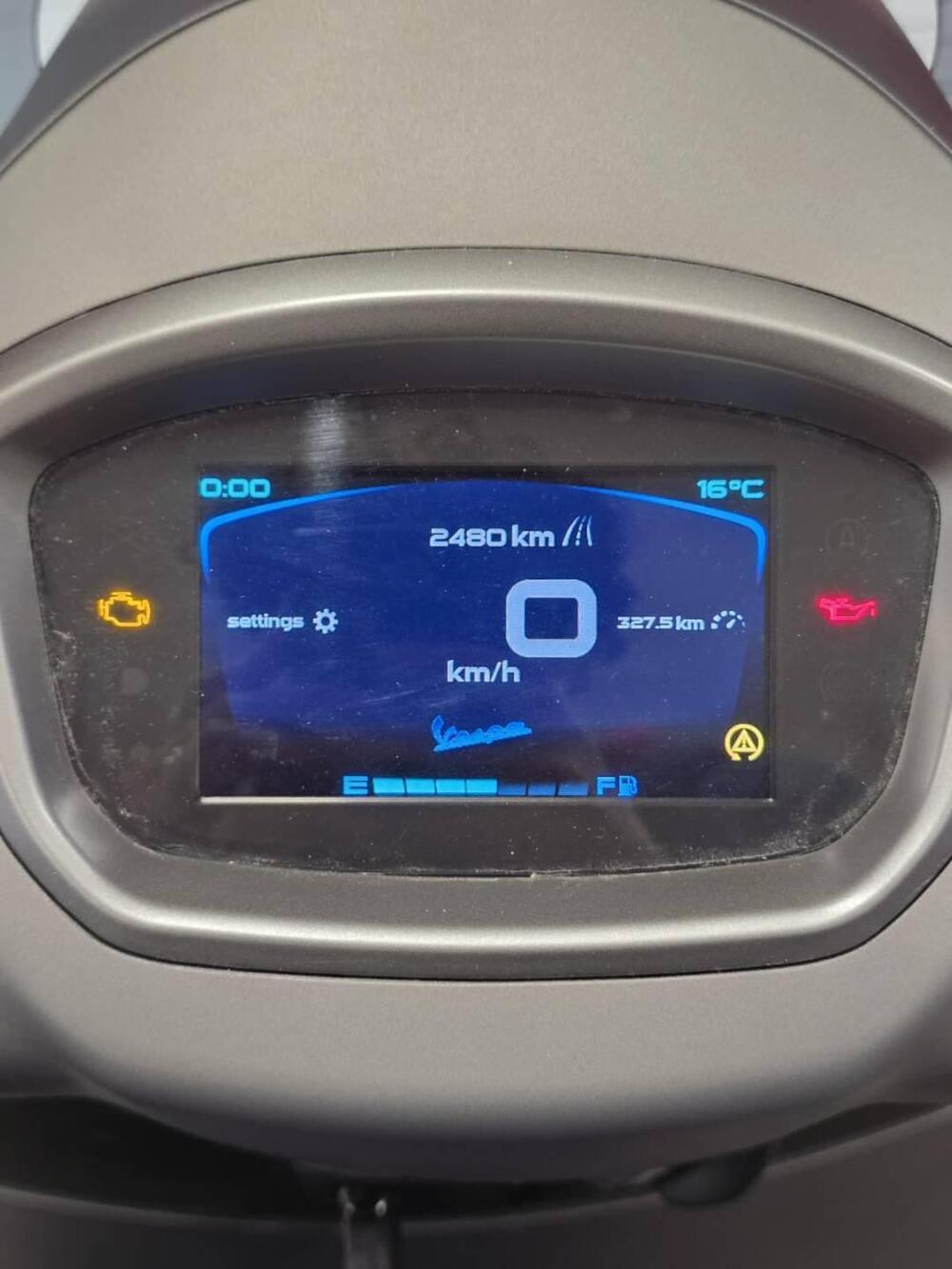 Vespa GTS 300 Super Tech (2023 - 24) (5)