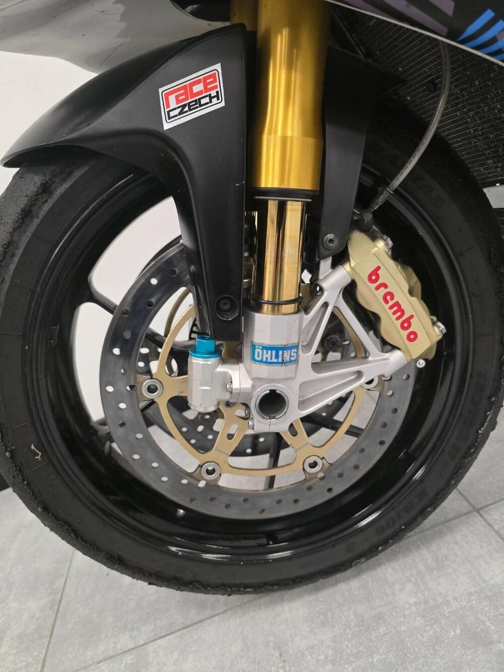 Aprilia RSV4 Factory APRC ABS (2011 - 15) (6)