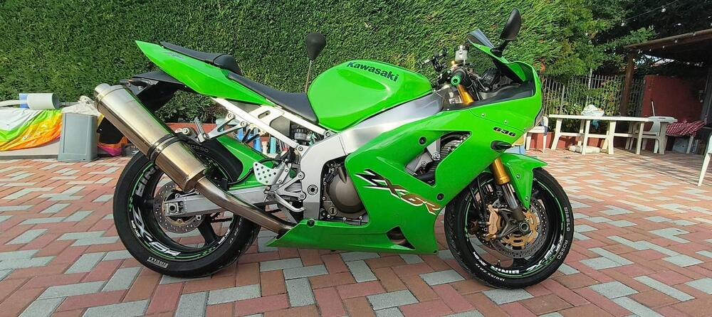 Kawasaki Ninja 636 ZX-6R (2003 - 04)