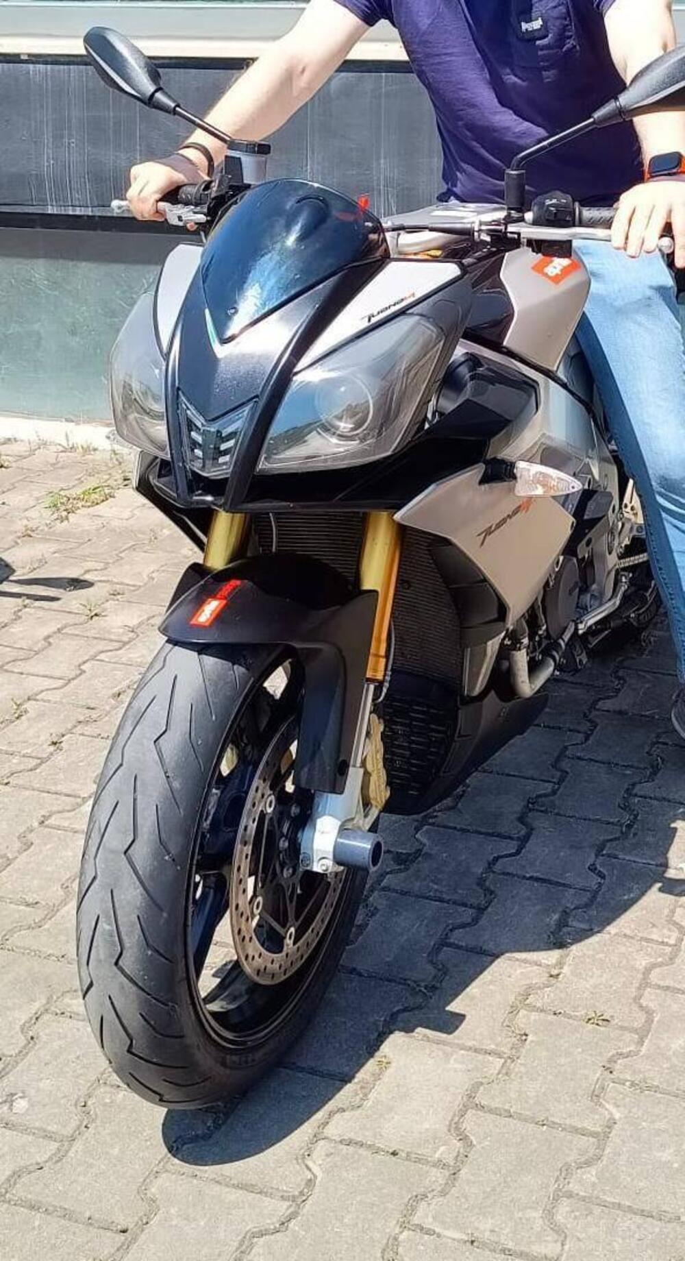 Aprilia Tuono V4 R (2011 - 15) (3)