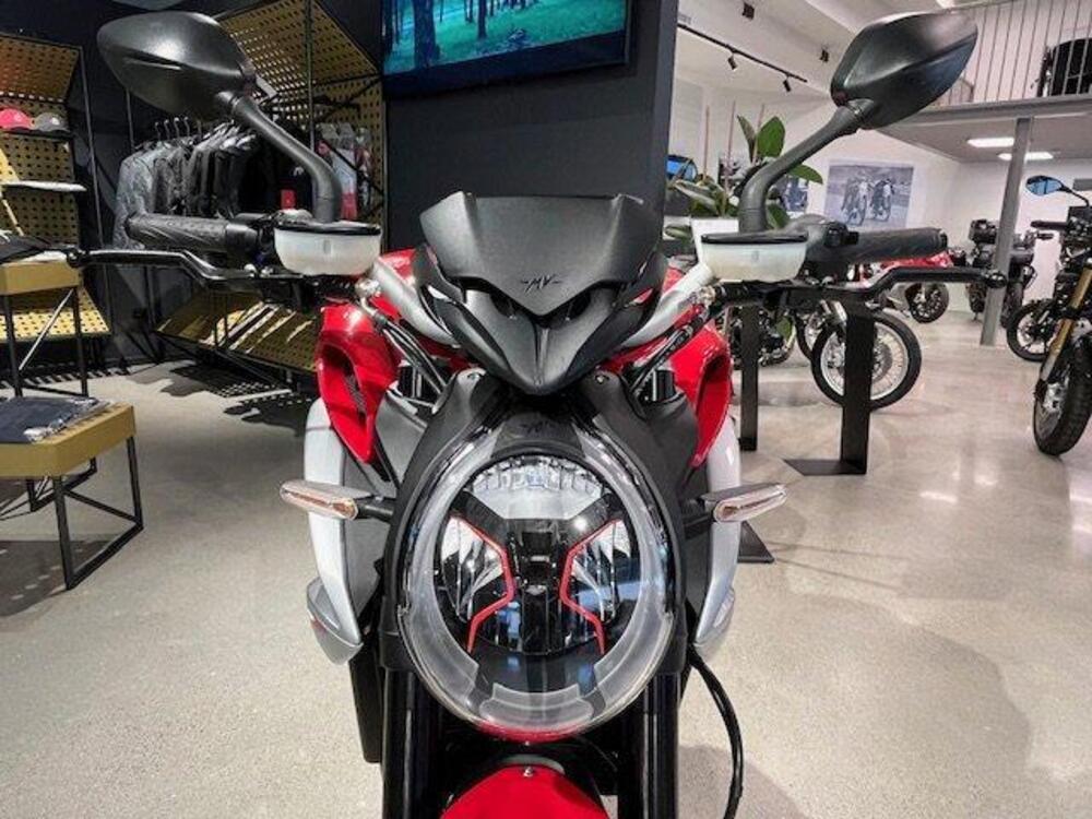 MV Agusta Brutale 800 RR Ottantesimo (2025 - 26) (5)