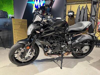 MV Agusta Dragster 800 R (2023 - 25) nuova