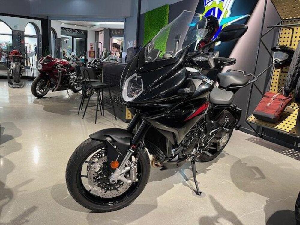 MV Agusta Turismo Veloce 800 R (2023 - 26) (2)