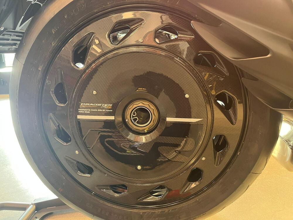 MV Agusta Dragster 800 RR Ottantesimo (2025 - 26) (8)