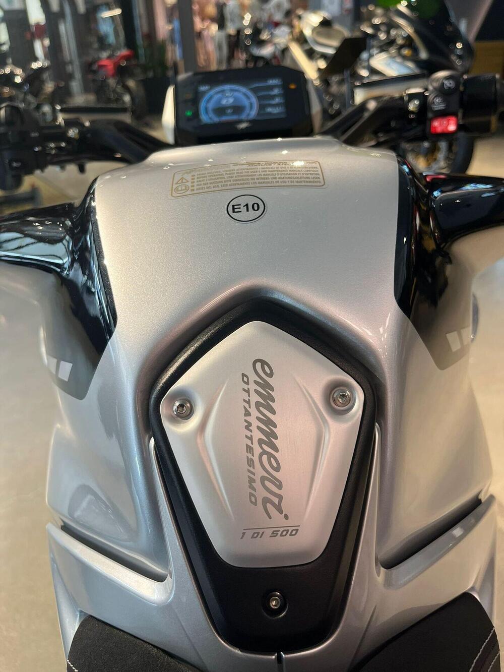 MV Agusta Dragster 800 RR Ottantesimo (2025 - 26) (9)