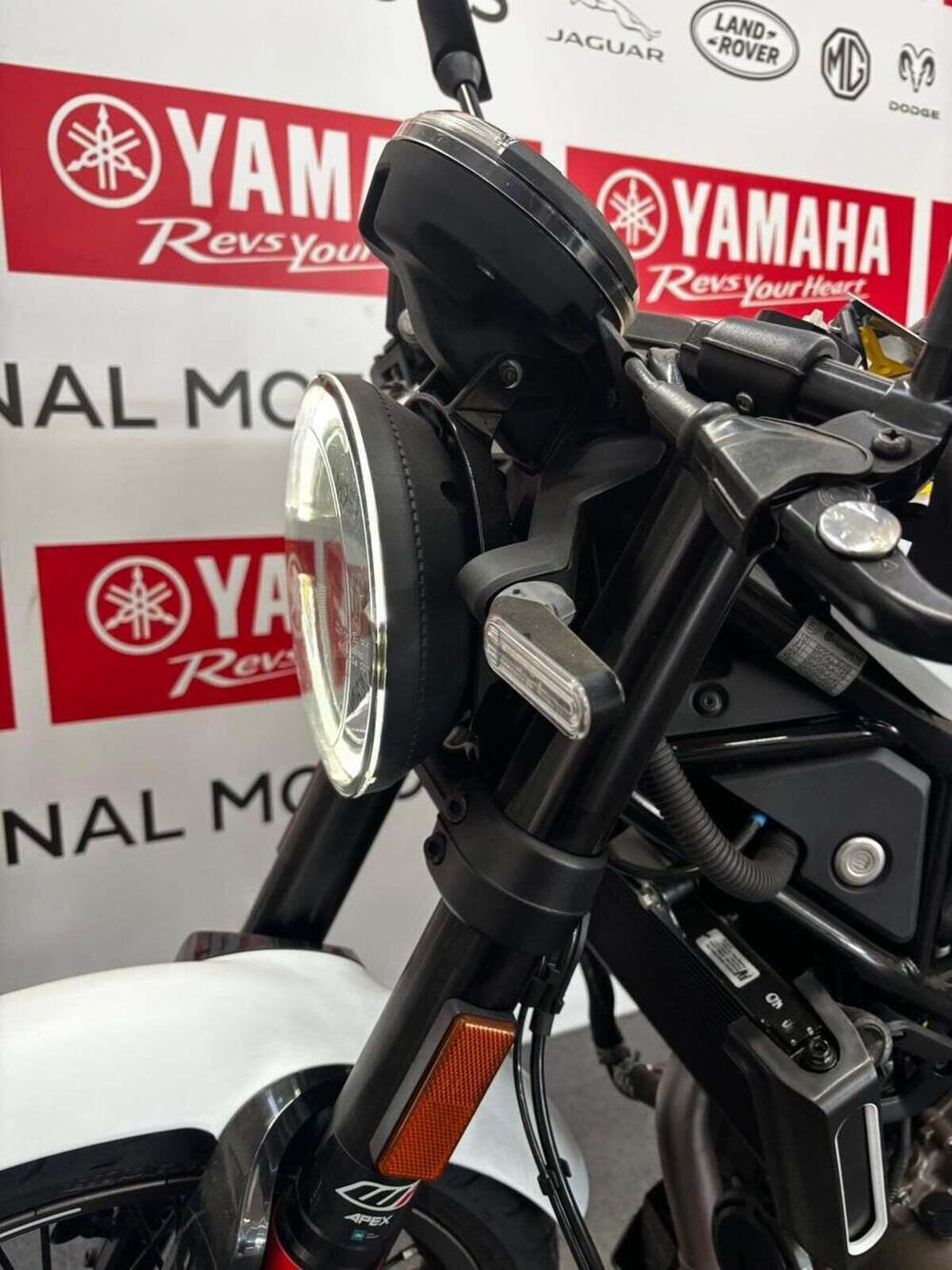 Husqvarna Vitpilen 401 (2024 - 26) (9)