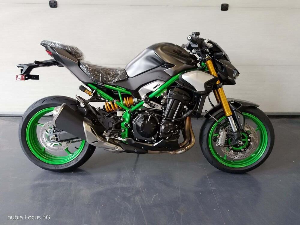 Kawasaki Z 900 SE (2025 - 26)