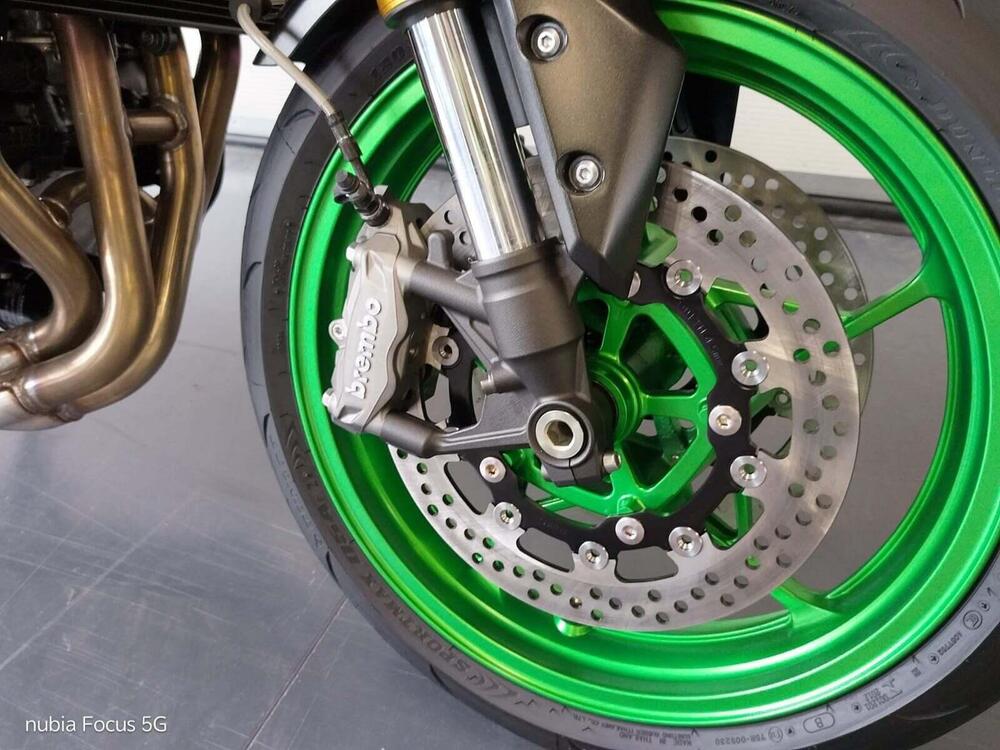 Kawasaki Z 900 SE (2025 - 26) (3)