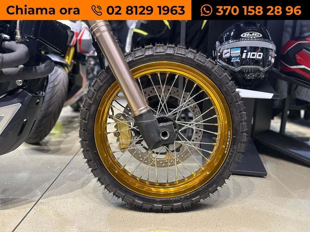 Swm Silver Vase 650 T (2025 - 26) (7)