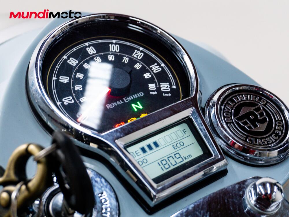 Royal Enfield Classic 350 (2021 - 26) (12)