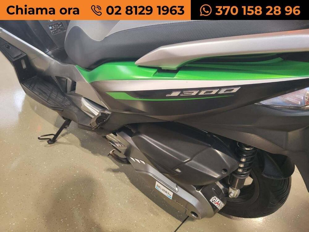 Kawasaki J 300 ABS (2014 - 16) (3)