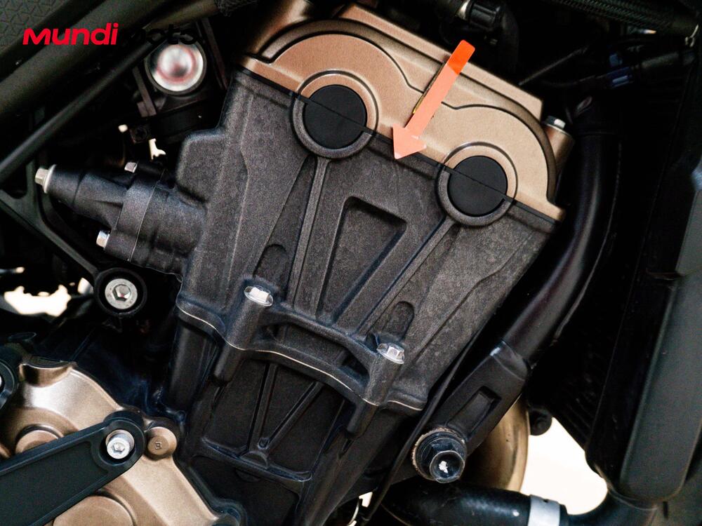 Honda CB 650 R (2024 - 25) (13)