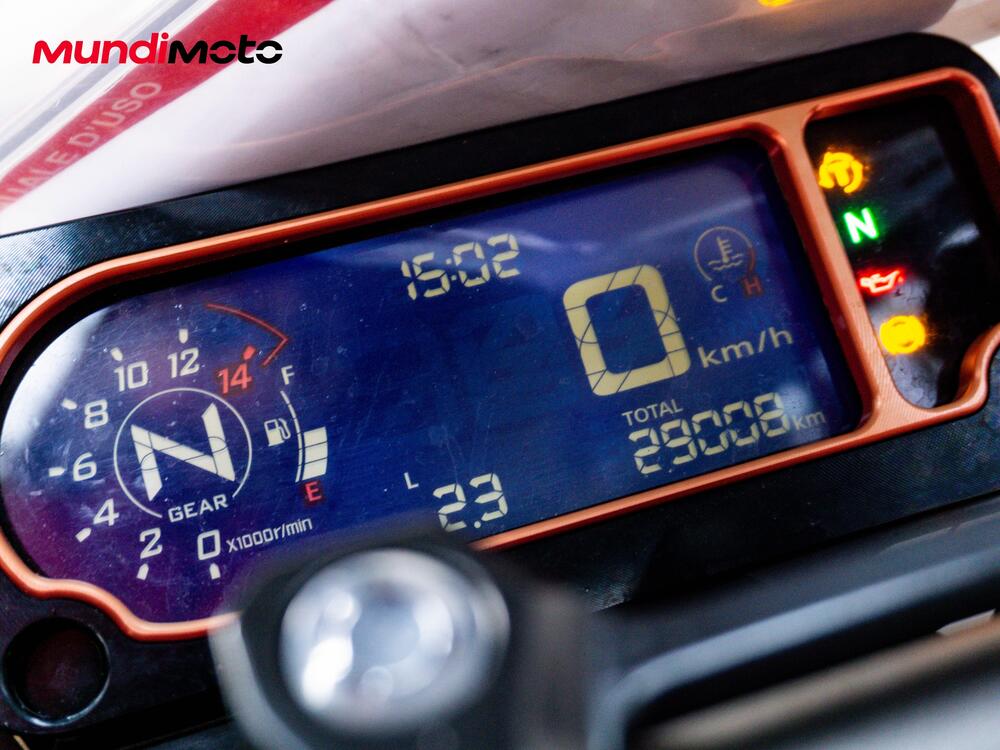 Honda CB 650 R (2024 - 25) (10)