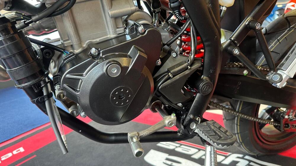 Betamotor RR 125 4T Motard T - X Special Edition (2025 - 26) (9)