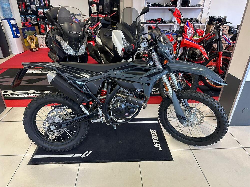 Betamotor RR 125 4T Enduro T - X Special Edition (2025 - 26) (2)