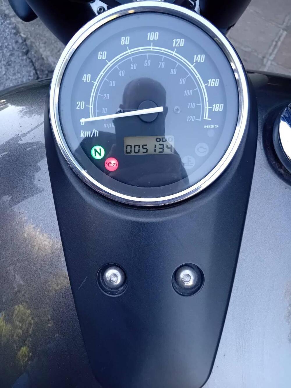 Honda Shadow 750 ABS (2012) (2)