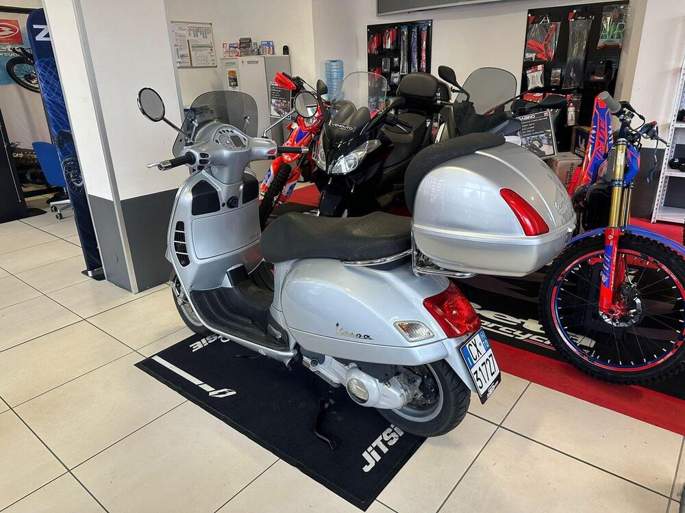 Vespa GTS 250 i.e. (7)